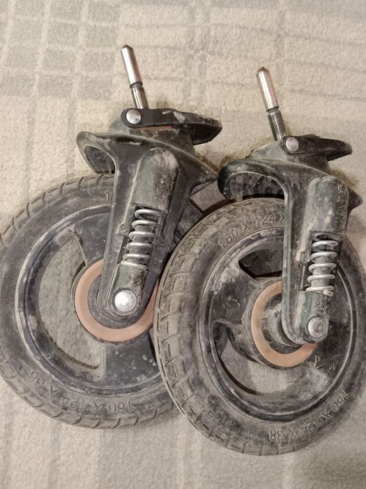 Продам колёса от детской коляски.