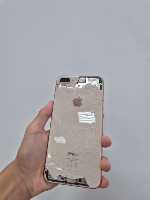 iphone 8+   64gb