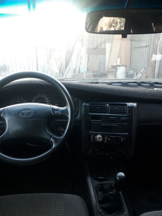 Продам  тайота карина Е