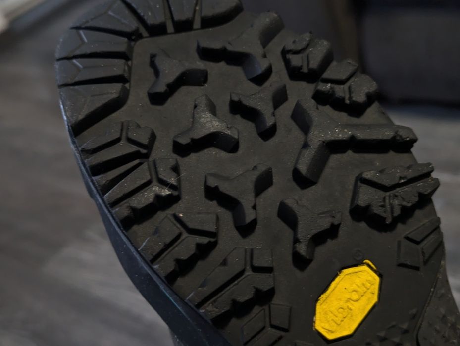 Bocanci trekking  Nr 39 ,Salewa Mountain Trainer Mid GTX