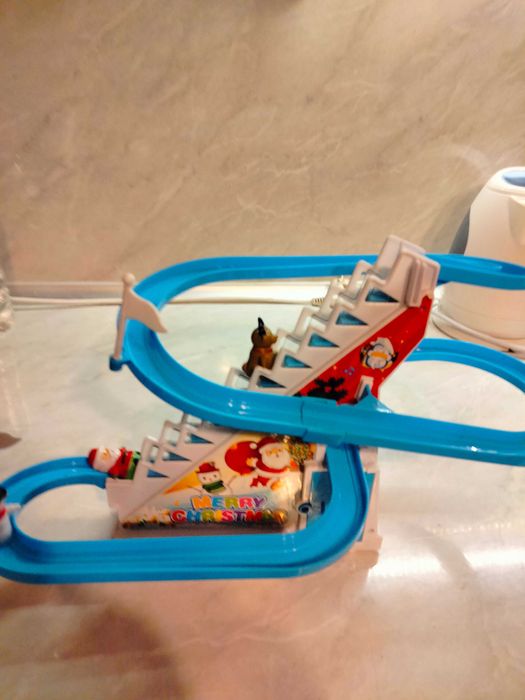 Коледна  играчка с батерии