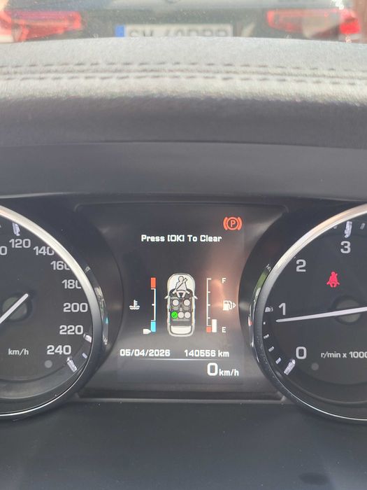 Vând Range Rover Evoque ,2015 2.2 diesel (150 CP) manuala 140000 km