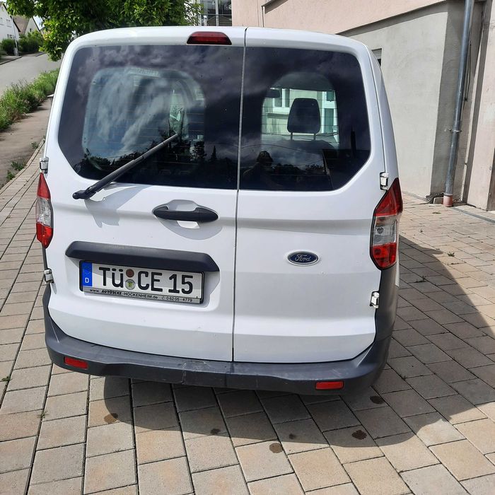 FORD Courier
