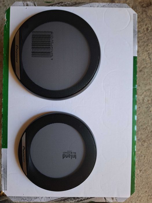 Решетки за говорители