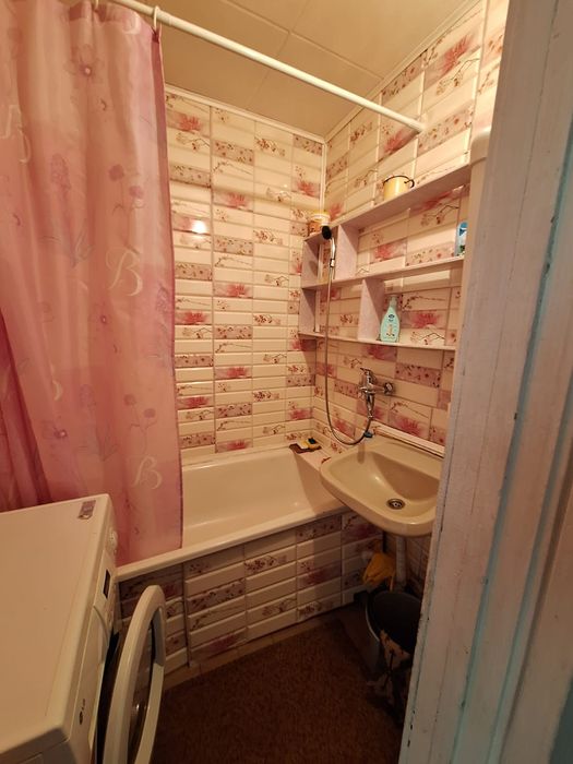 Сдам 2 ком квартиру в районе 3 поликлиники