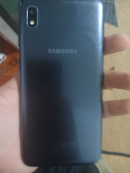 Samsung 10 телефон