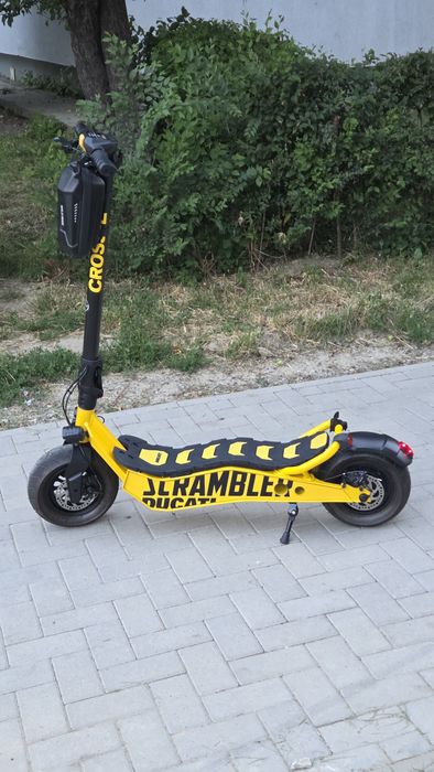 Trotineta Ducati Scrambler nouă