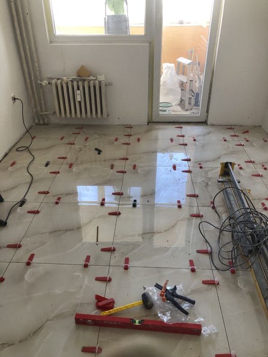 Строителни ремонти в София – плочки, шпакловка и боядисване