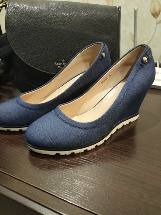 Продам обувь на платформе