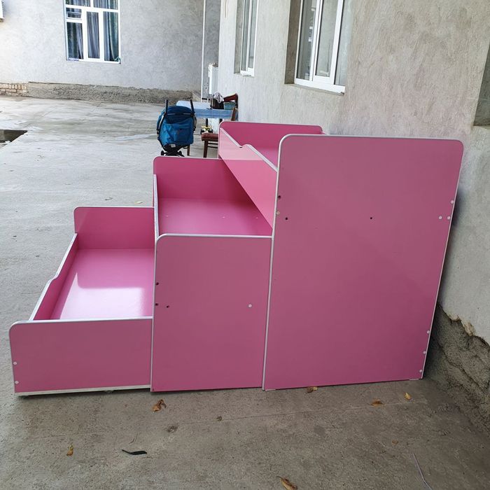 Детский раскладной 3х этажный кровать