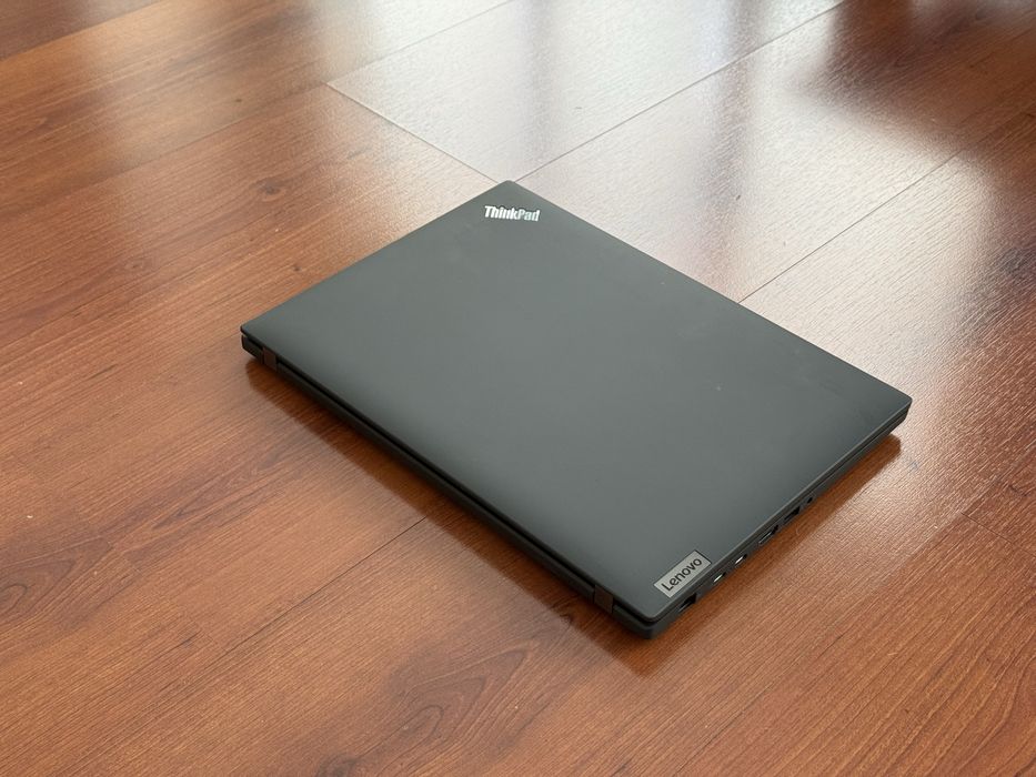 14’FHD+IPS/Ryzen 5 Pro-7540u/32GB LPDDR5x/Thinkpad P14s g4/Radeon 4GB