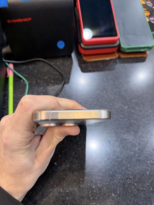 Продам 15 pro 256gb