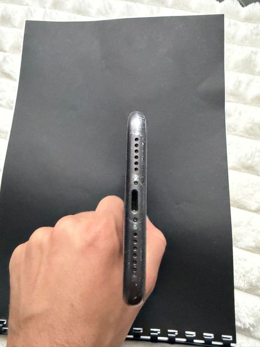 Vand IPhone 11 128GB