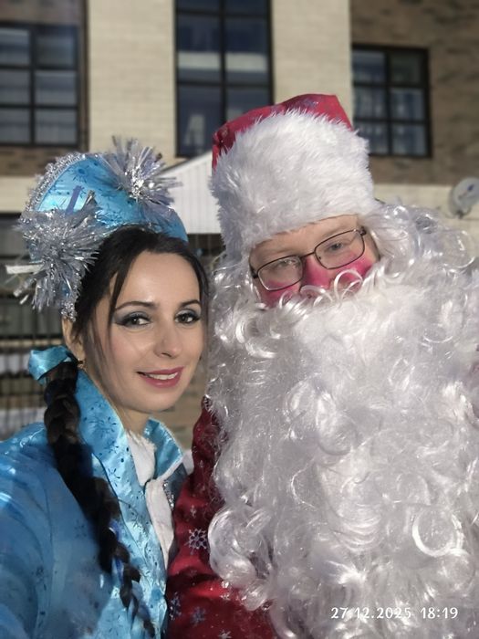 Дед мороз и снегурочка