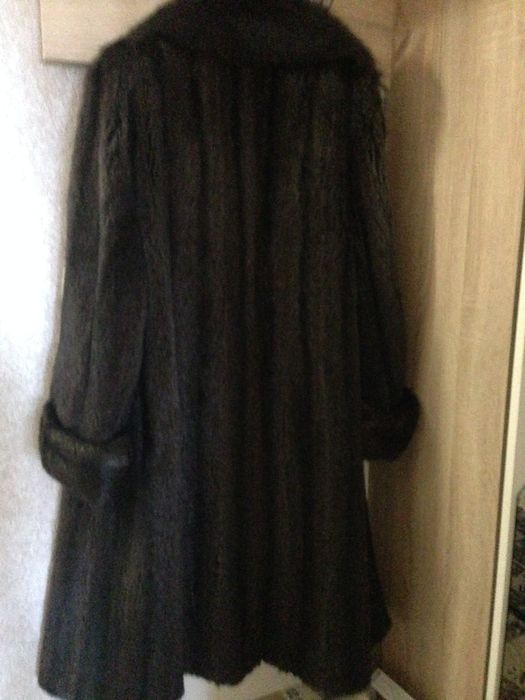 Продам шубу нутрия