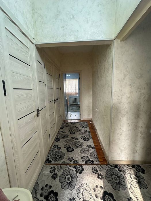 Мирабадский район Куйлюк массив 4  3/2/4 балкон  2х6/ ипотека/не торец