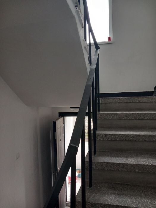 Продавам етаж от къща