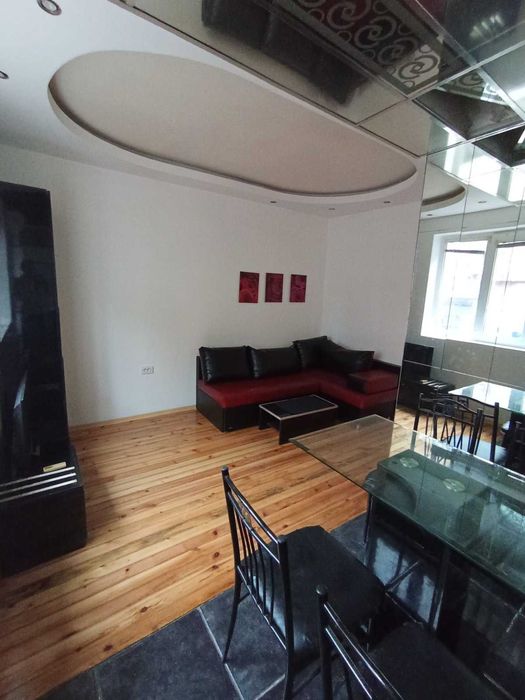 Дава се под наем Двустаен апартамент в Варна, Погреби - 49 кв.м за 418.71 € - Снимка #1