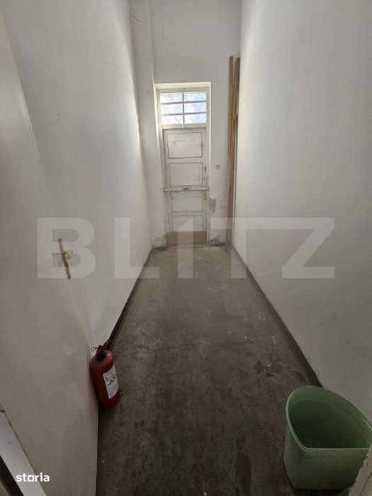 Spatiu comercial 50 mp, parter, cu vitrina si 2 intrari – Micro 6, H