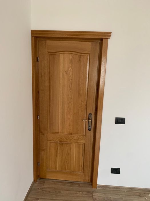 Uși lemn masiv stratificat