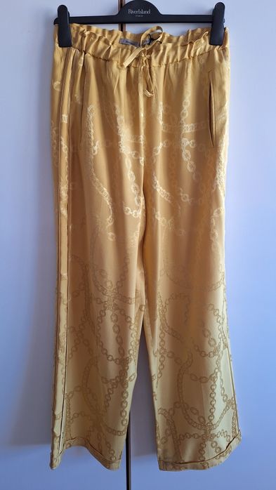 Pantaloni largi, de matase