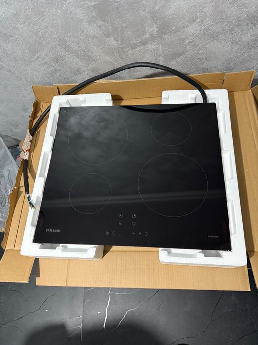 Plita prin inductie SAMSUNG 7.2KW
