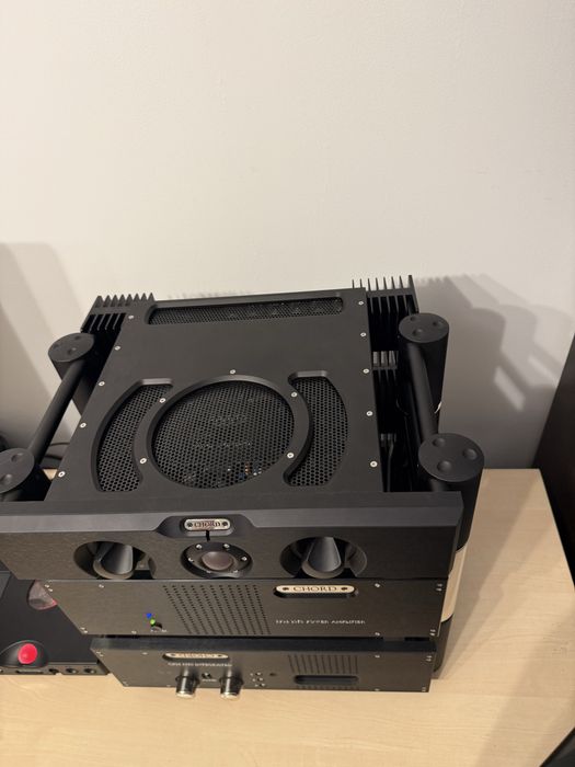 Amplificator   Chord Ultima + Dac  Chord Hugo Tt2 + Chord SPM 1050