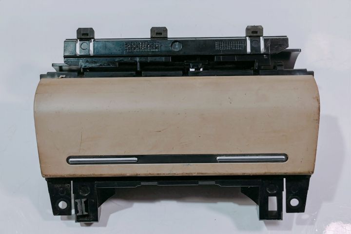 Scrumiera  8E0857951H Audi A4 B7