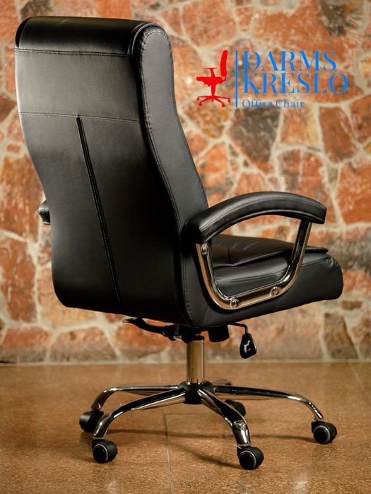 Офисное кресло для руководителя бесплатная доставка гарантия есть