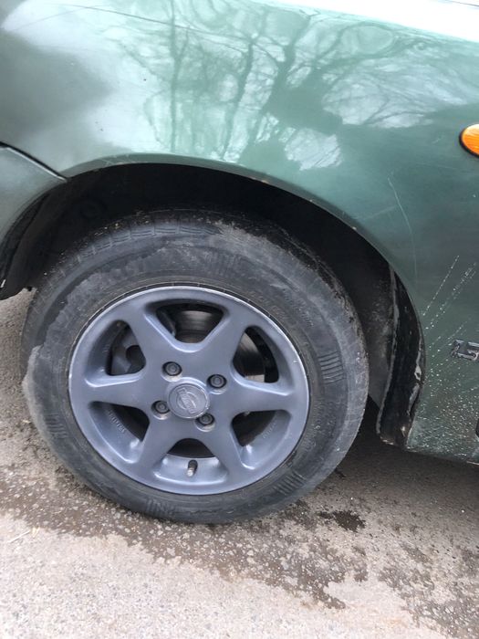 Нисан Микра К11 ;1,3 бензин