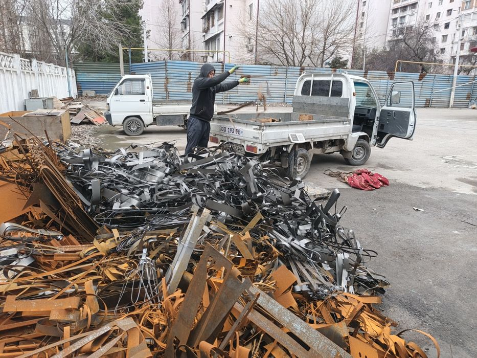 Metallom olamiz. Metalom metalalom metallolom metall металлом темир
Та