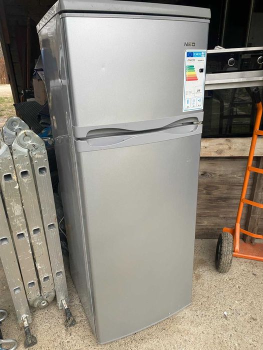 Хладилник NEO неработещ
