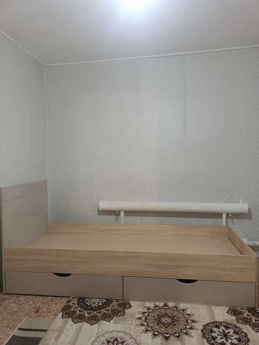 Продам односпальнуюю кровать