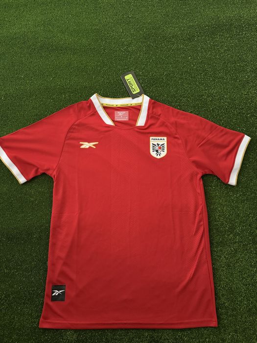 Висококачествени футболни тениски