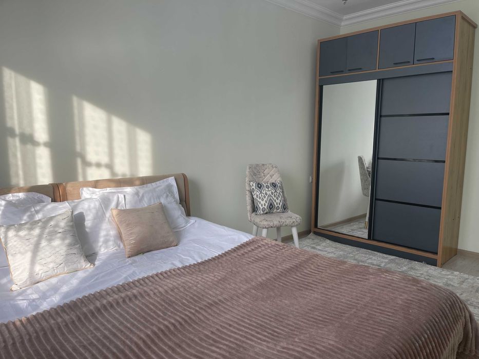 Посуточная аренда квартиры В районе метро дружба народов Чакар 50