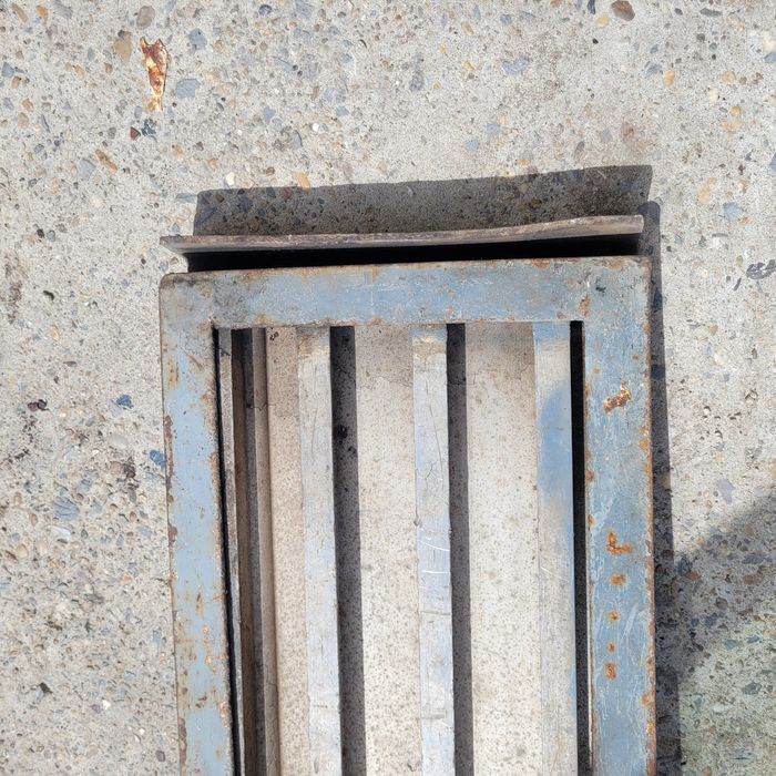 Помощни пътеки   .