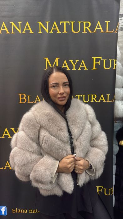 Haina din blana naturala premium, model in V