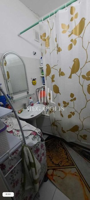 Buxoroda 3 xonali kvartira arzon narxda sotiladi.  №322