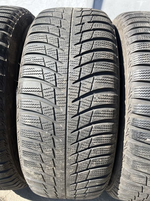 4 бр. зимни гуми 205/55/16 Bridgestone 5-6 mmDOT 1717