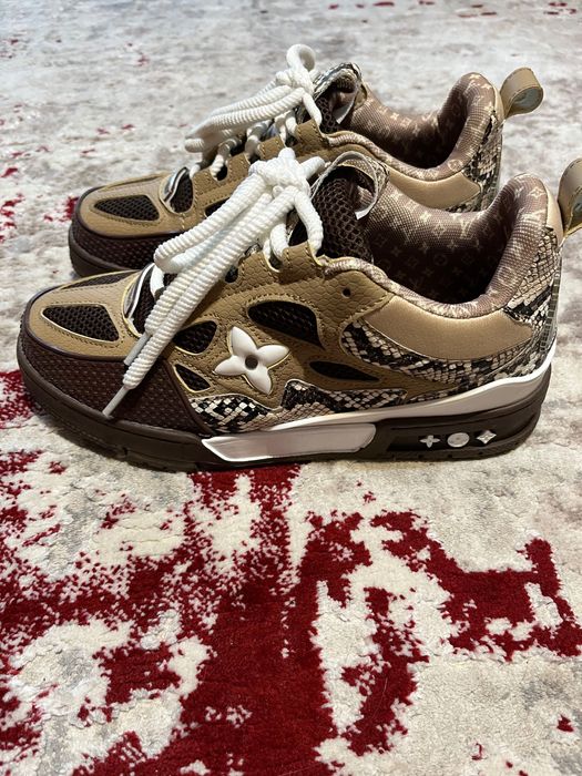 LV Skates Snake Print