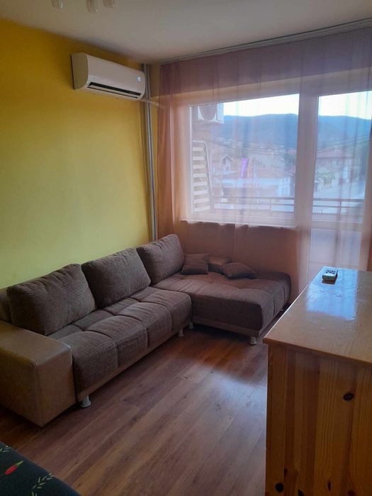 Дава се под наем Тристаен апартамент в Перник, Ладовица - 90 кв.м за 408 € - Снимка #7