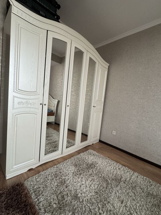 Продам Спальный гарнитур комплект