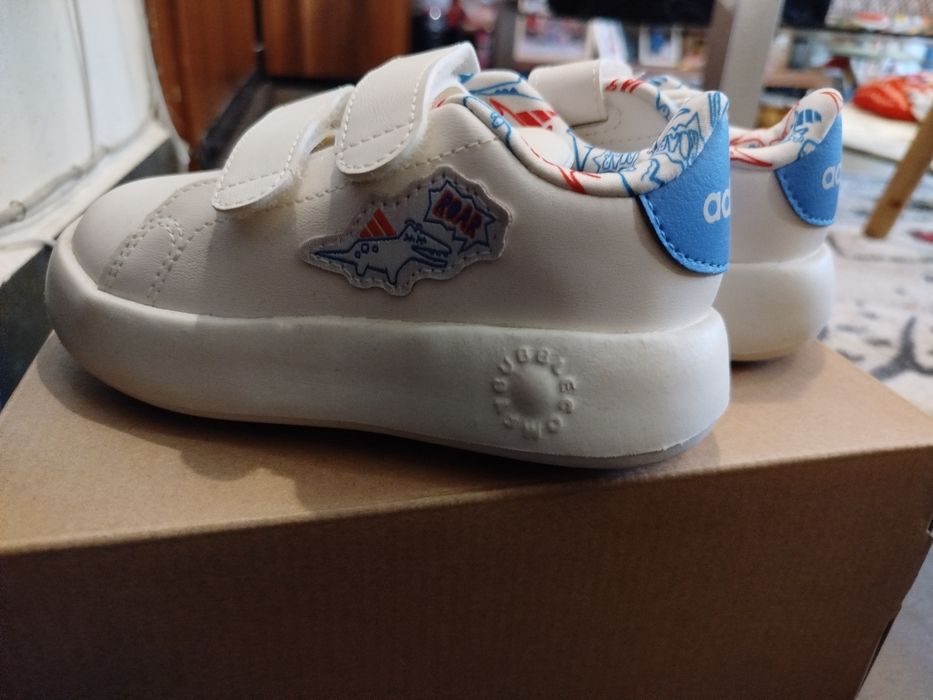 Детски обувки Adidas cloud foam 25 номер