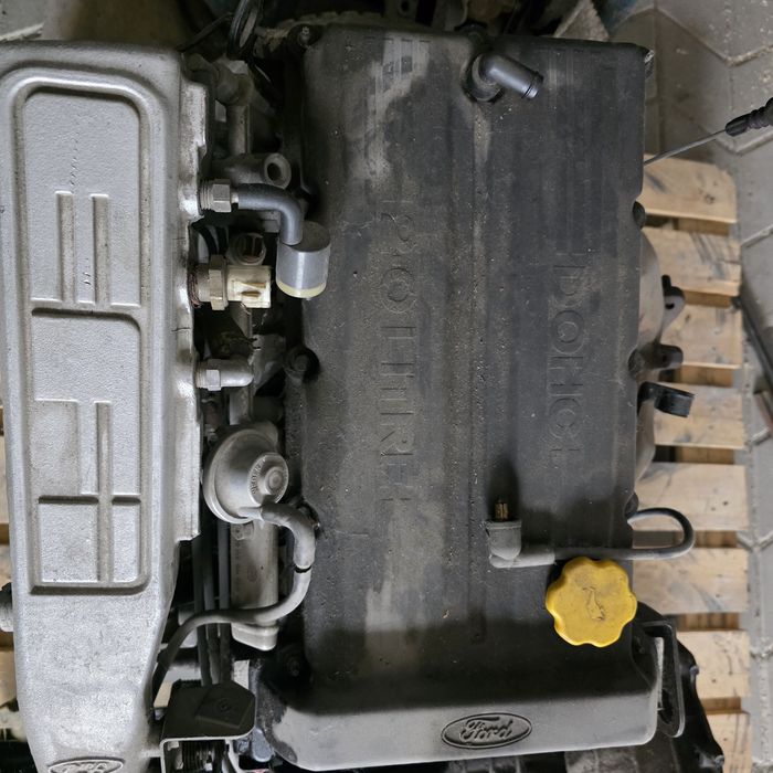 Двигатель с коробкой механика