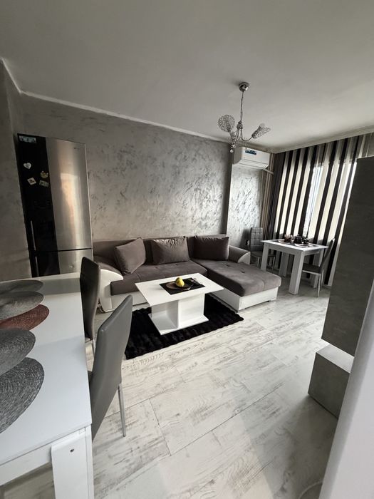 Дава се под наем Двустаен апартамент в Стара Загора, Три чучура - север - 48 кв.м за 398.82 € - Снимка #2