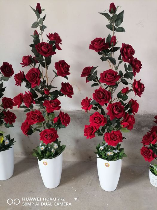 Suniy gullar optom narxlarda