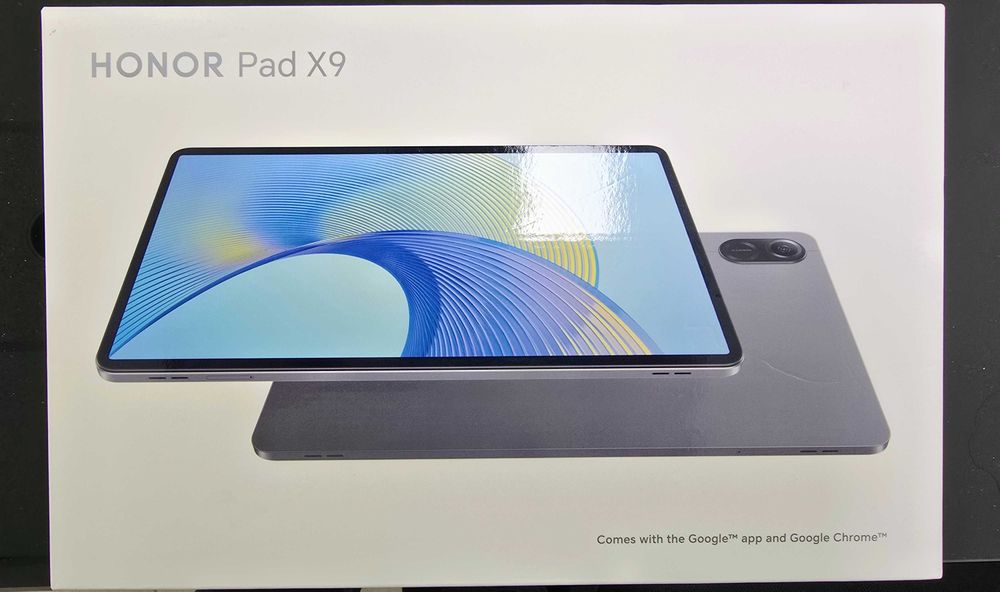 Продава се Honor Pad X9 чисто нов! Пълен комплект с Калъф + Клавиатура.С протектор.