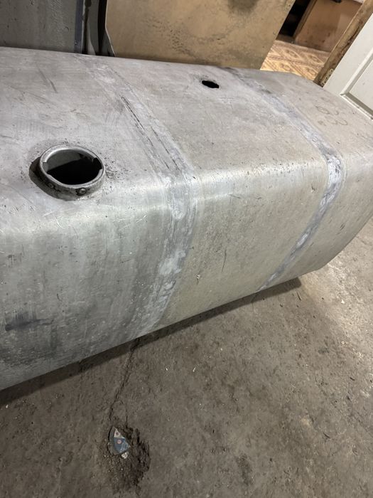 Бак вольво 650 литровый.