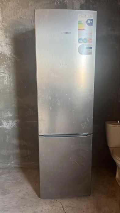 Холодильник сатылады