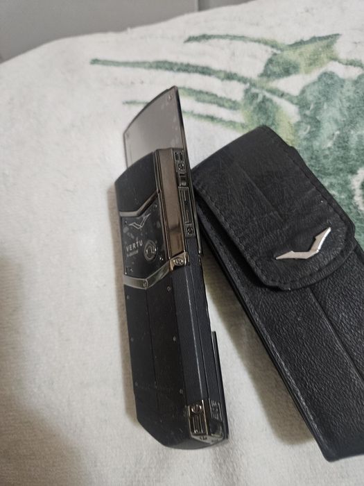 Vertu Slider (какNokia8800)